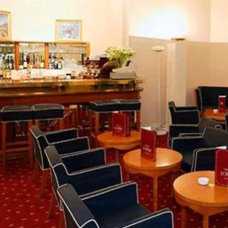 Oceania L'hotel De France Otel Nantes