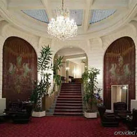 Oceania L'hotel De France Otel 4*