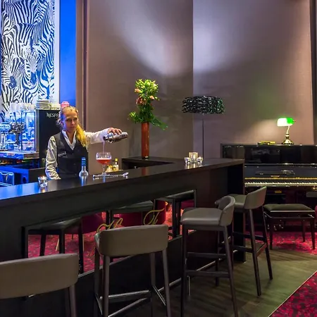 Oceania L'hotel De France Отель 4*